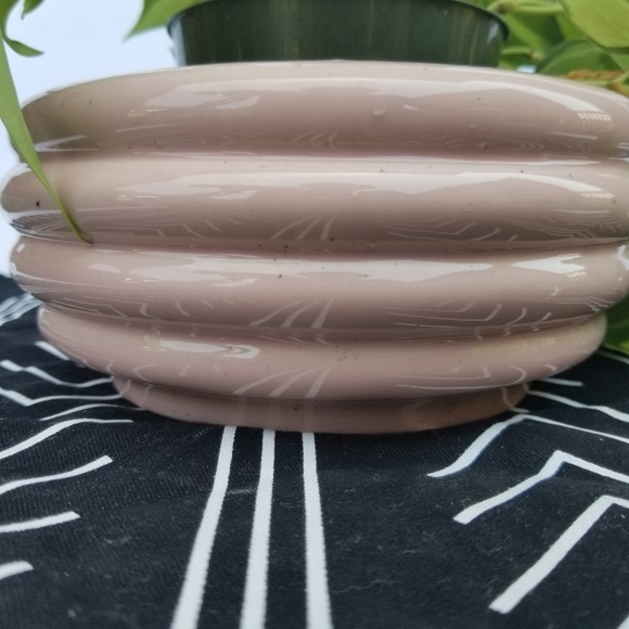 Vintage plant holder - Picture 2 of 2